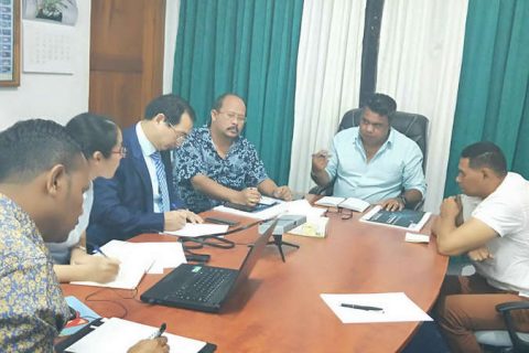 安南渔业港水产园区项目建设推进会，共商渔业发展蓝图