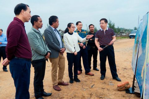 东帝汶农业和渔业部渔业司司长与行政长官一行考察中国广西钦州市